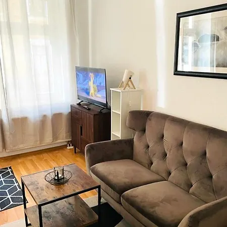 Emilie Apartment *